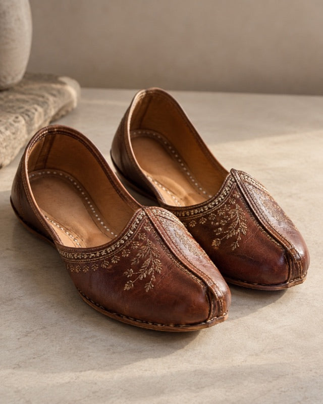 FOOTWEAR